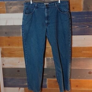 L.L.Bean Relaxed Fit Jeans 42 x 32